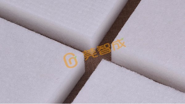 使用空氣過(guò)濾棉有效避免汽車(chē)涂裝污染