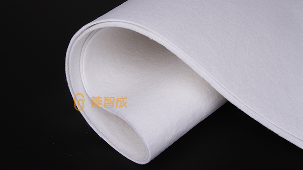 復合針刺無紡布-一種吸水性強的棉布