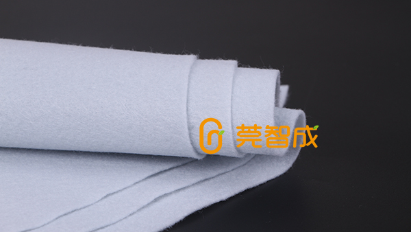 針刺深度對針刺無紡布的影響