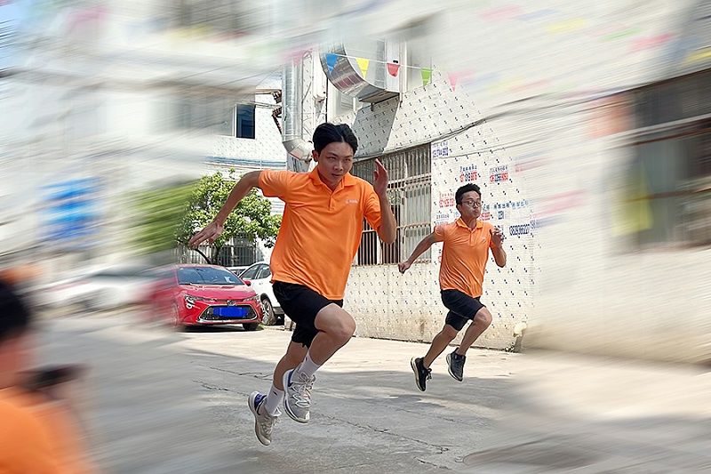 智成纖維十周年廠慶暨第八屆運動會