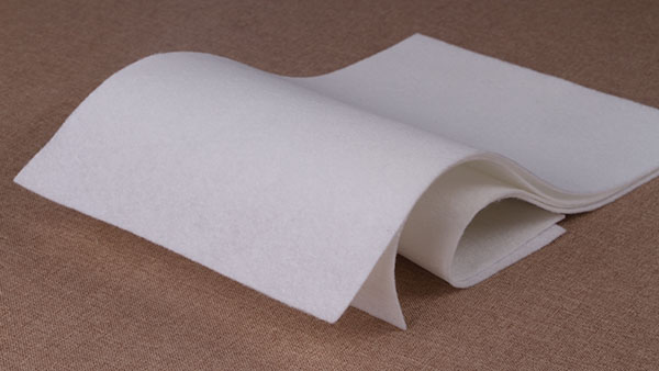 東莞市針刺無紡布批發(fā)-設備好，產(chǎn)量高