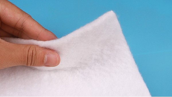 呼吸機(jī)過(guò)濾棉廠-設(shè)備先進(jìn)經(jīng)驗(yàn)豐富