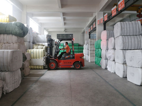 針刺無(wú)紡布供應(yīng)商