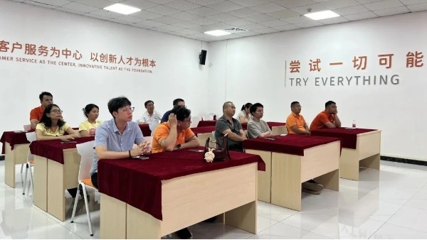 赤壁燃戰(zhàn)策  匠心照征程丨智成纖維第372期讀書會(huì)