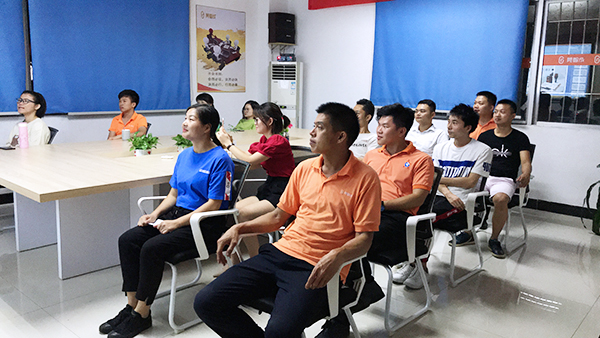 針刺無紡布廠讀書會-書香飄滿物