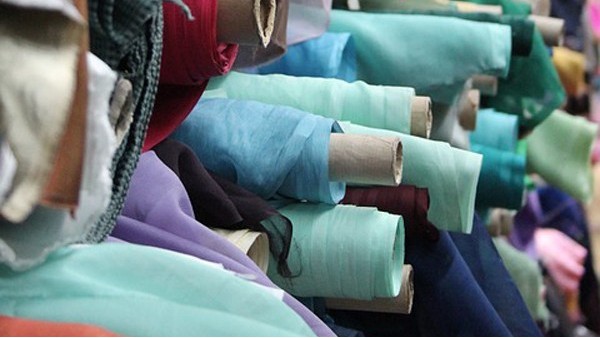 原油點了一把“火”，部分聚酯廠家滌絲產銷高達500%！