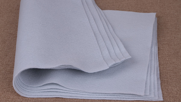 隔熱針刺無紡布設(shè)備有哪些？