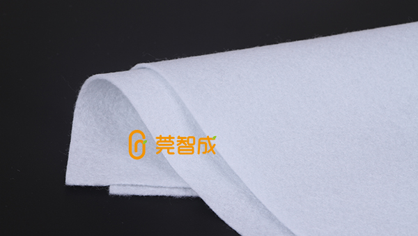 pet針刺無(wú)紡布-過(guò)濾精度高達(dá)4微米以?xún)?nèi)